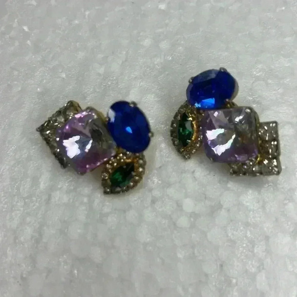JULIANA Delizza & Elster (D&E) 60s purple blue green Rhinestone Clip Earrings - Picture 5 of 5